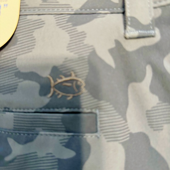 NWT Southern Tide Performance Shorts - Picture 3 of 5